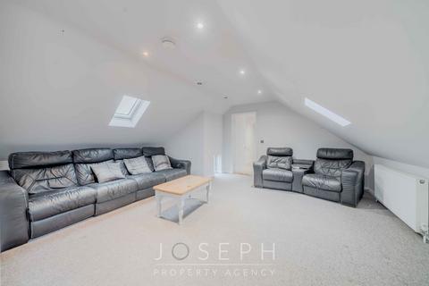 1 bedroom apartment to rent, High Street, 64-66 High Street, IP6