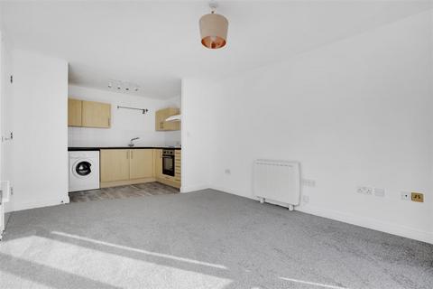 1 bedroom flat to rent, Horseley Court, Mile End, E1