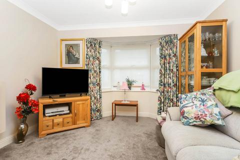 undefined, Elliman Court, Tring