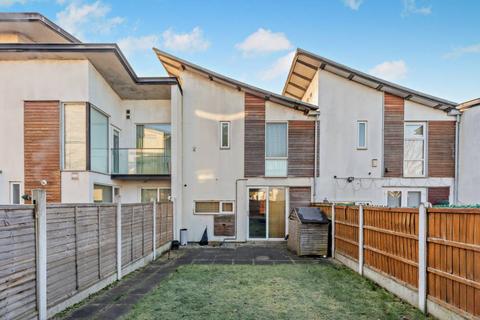 3 bedroom terraced house for sale, Wren Way, Manchester M11