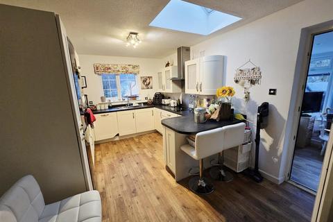 3 bedroom bungalow for sale, Coles Mill Close, Holsworthy