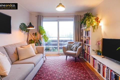 2 bedroom flat for sale, Malting Mead, Hatfield