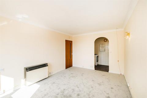 1 bedroom retirement property to rent, Homebush House, North Chingford