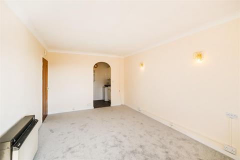 1 bedroom retirement property to rent, Homebush House, North Chingford