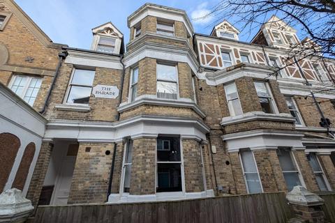 2 bed flat/apartment for rent in The Parade, Folkestone, Kent, CT20