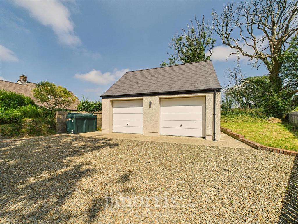 Double Garage