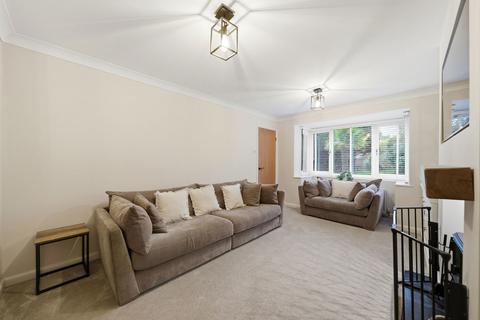 4 bedroom detached house for sale, Dovedale Drive, Burnley BB12