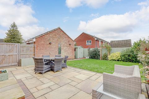 4 bedroom detached house for sale, Wethersfield Close, Rayleigh, SS6