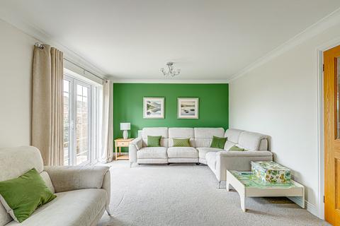 4 bedroom detached house for sale, Wethersfield Close, Rayleigh, SS6