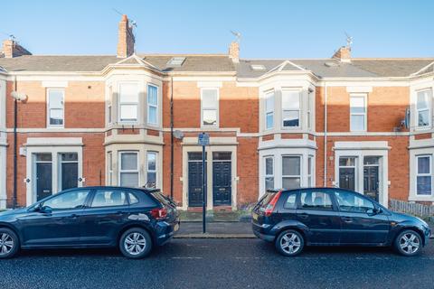 2 bedroom flat to rent, Coniston Avenue, Newcastle Upon Tyne NE2
