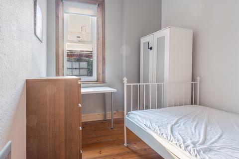 2 bedroom flat to rent, Coniston Avenue, Newcastle Upon Tyne NE2
