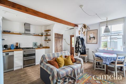 2 bedroom end of terrace house for sale, Laburnum Terrace, Bath BA1