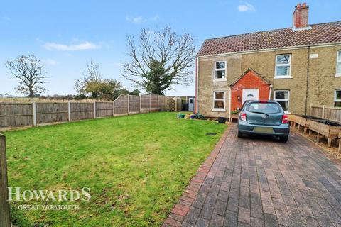 3 bedroom semi-detached house for sale, Low Road, Rollesby