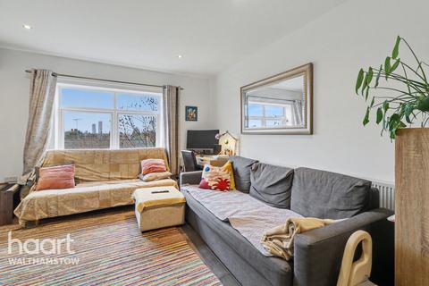 undefined, Thornbury Way, London