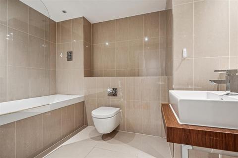2 bedroom flat to rent, 520 Chiswick High Road, Chiswick, London