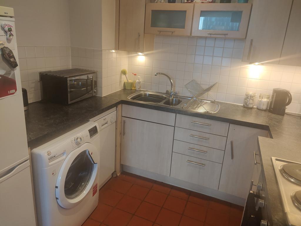 Kitchen 2