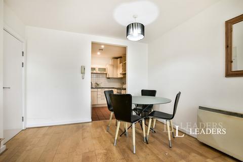 2 bedroom flat to rent, Deansgate Quay, 388 Deansgate, Manchester, M3