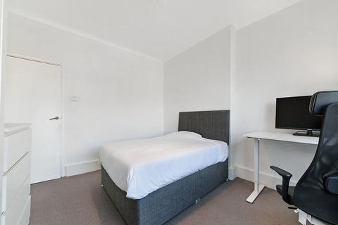 3 bedroom apartment to rent, Tomline House, Union Street London SE1