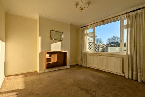 3 bedroom semi-detached house for sale, West Farm Avenue, Leeds