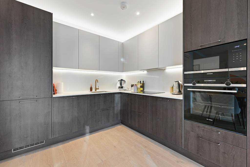 Kitchen fully fitted