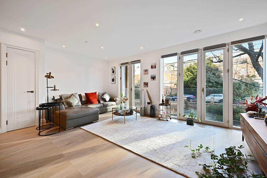 View to front of