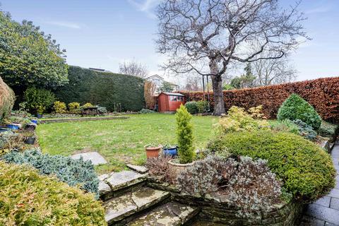 5 bedroom detached house for sale, Trevelyan Way, Berkhamsted, HP4