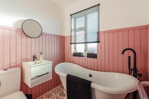3 bedroom semi-detached house for sale, Somerset Road East, Barry