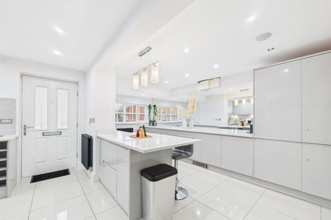 3 bedroom detached house for sale, Thorncroft Avenue, Manchester M29