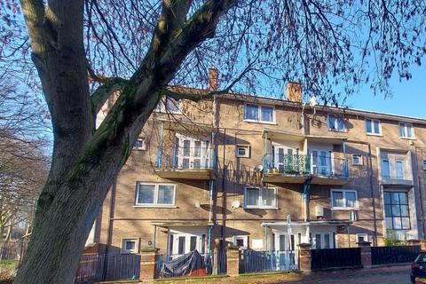 2 bedroom flat for sale, Quebec Road, Leicester, LE1