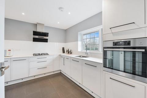 3 bedroom maisonette for sale, Kingston Road, Ewell Village