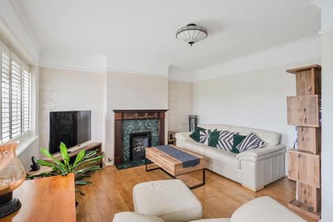 3 bedroom maisonette for sale, Kingston Road, Ewell Village