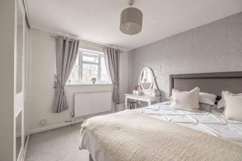 3 bedroom semi-detached house for sale, Colne Orchard, Iver SL0