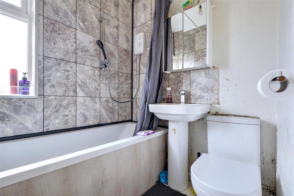 Bathroom.jpeg