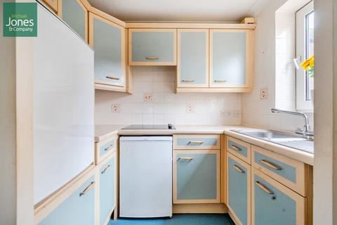 1 bedroom flat to rent, Heene Road, Worthing, West Sussex, BN11