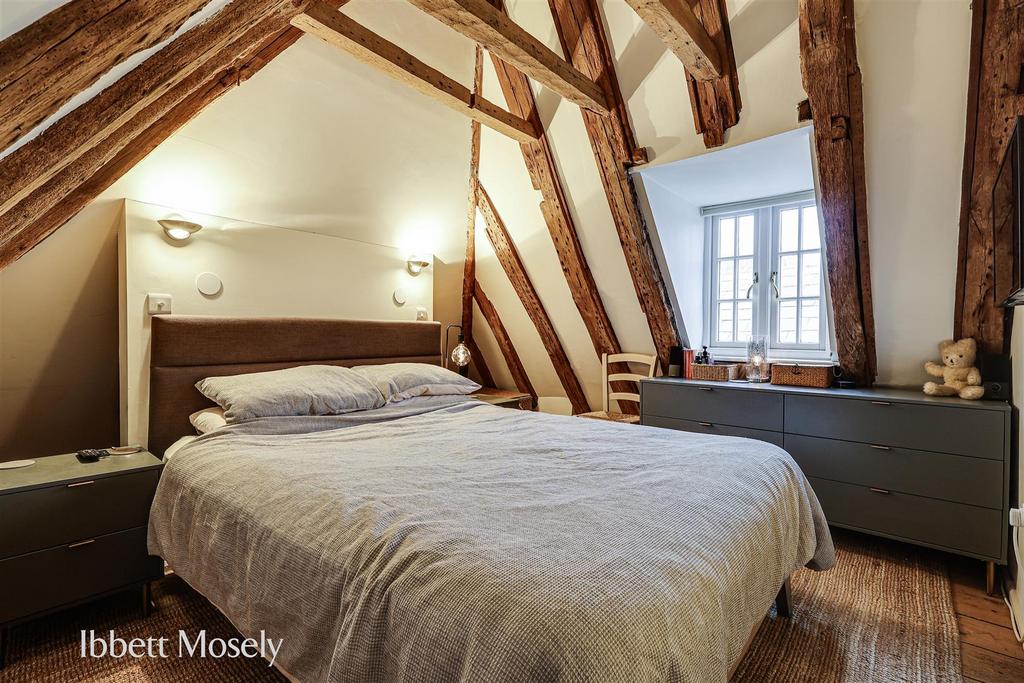 18 Bedroom Three.jpg