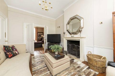 5 bedroom terraced house to rent, Bow Road, London E3