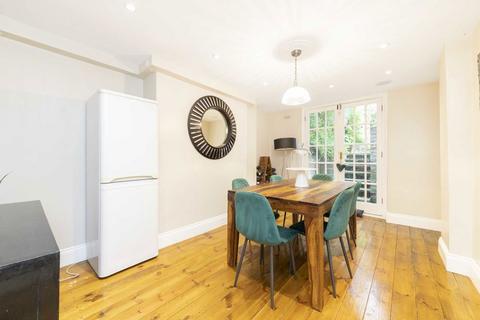 undefined, Bow Road, London E3