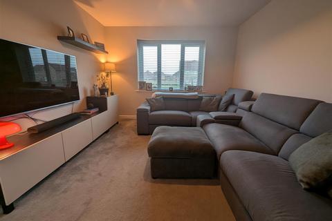 4 bedroom detached house for sale, John's Garth, Darlington