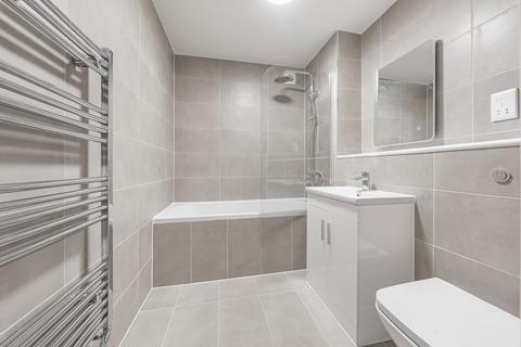 1 bedroom apartment for sale, Hanworth Road, Hounslow, TW3