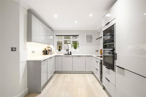2 bedroom apartment for sale, Barnard Mews, London, SW11