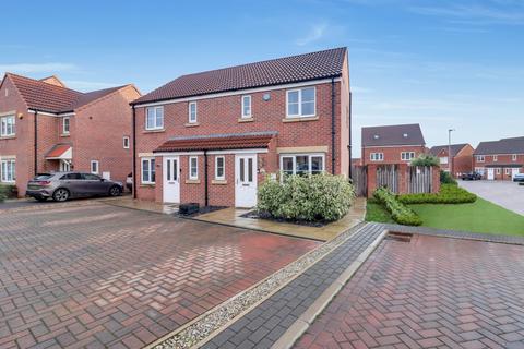 3 bedroom semi-detached house for sale, Bottle Kiln Rise, Wakefield, West Yorkshire, WF1