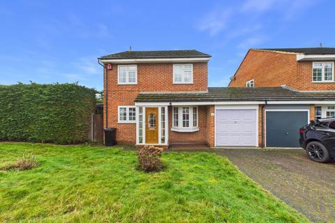 4 bedroom link detached house for sale, Bromley, Kent BR1