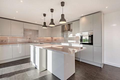 4 bedroom detached house for sale, Badger House, 24 Valeswood, Little Ness