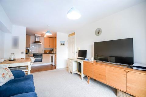 2 bedroom apartment for sale, Victoria Grove, Newbury, West Berkshire, RG14