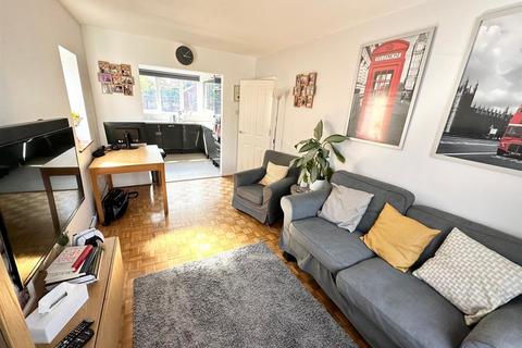 undefined, Turnpike Lane, Uxbridge