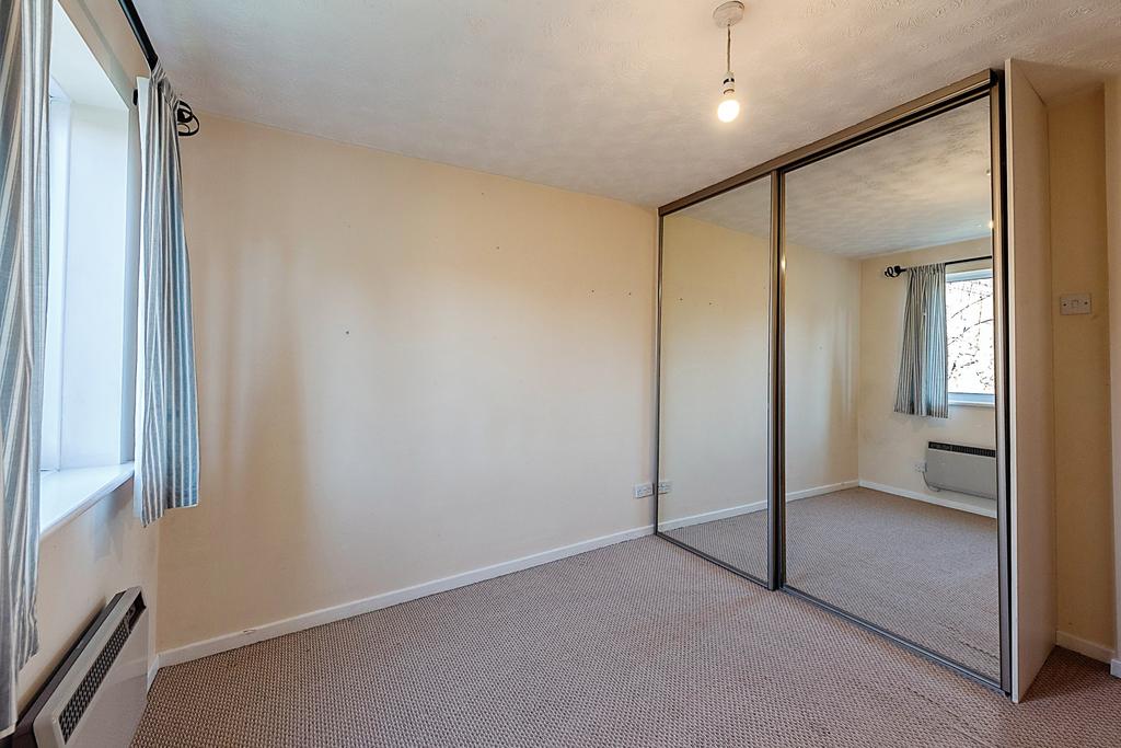 6 Bedroom 1