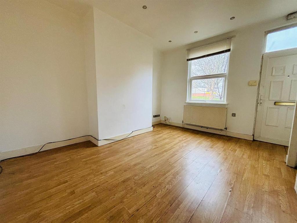 Living Room: