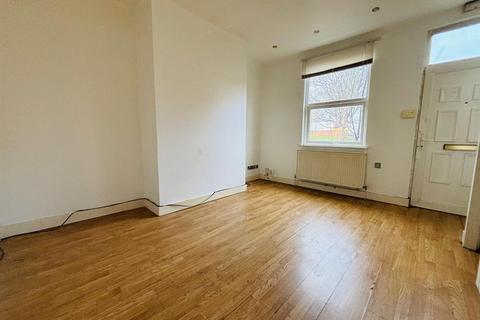 3 bedroom terraced house for sale, Argie Road, Leeds