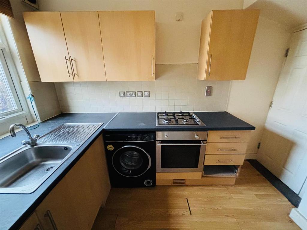 Fitted Kitchen: