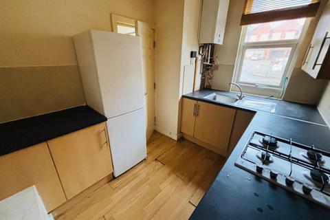 3 bedroom terraced house for sale, Argie Road, Leeds